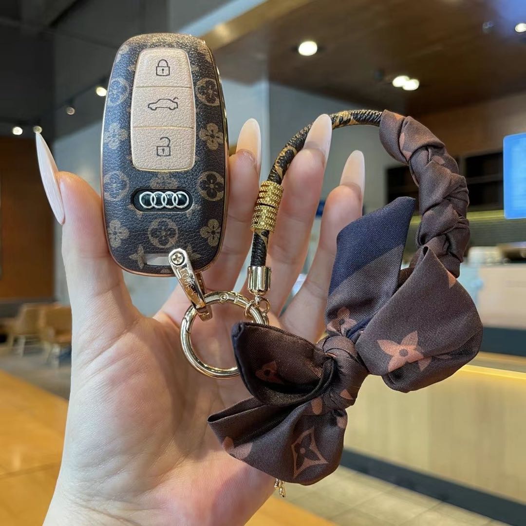 Stylish Car Key Cover Set
