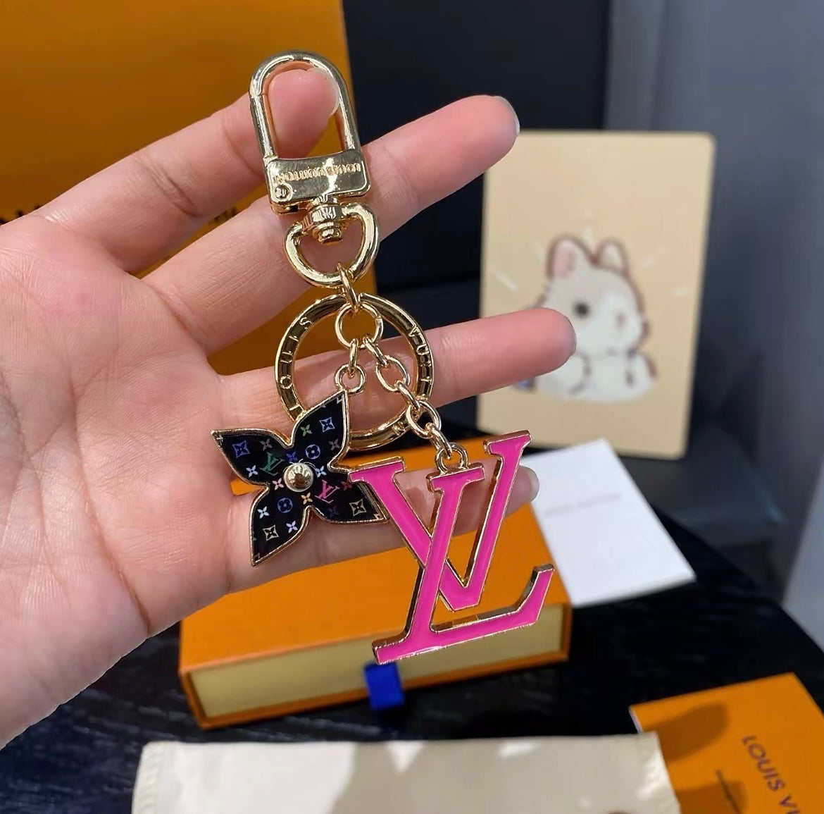 ✨LV-Inspired Keychain – Elevate Your Bag Instantly!