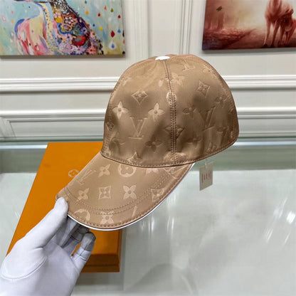 🧢 Elevate Your Street Style — Limited Edition Luxury Caps key