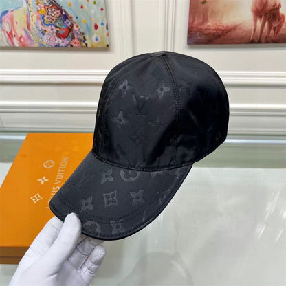 🧢 Elevate Your Street Style — Limited Edition Luxury Caps key