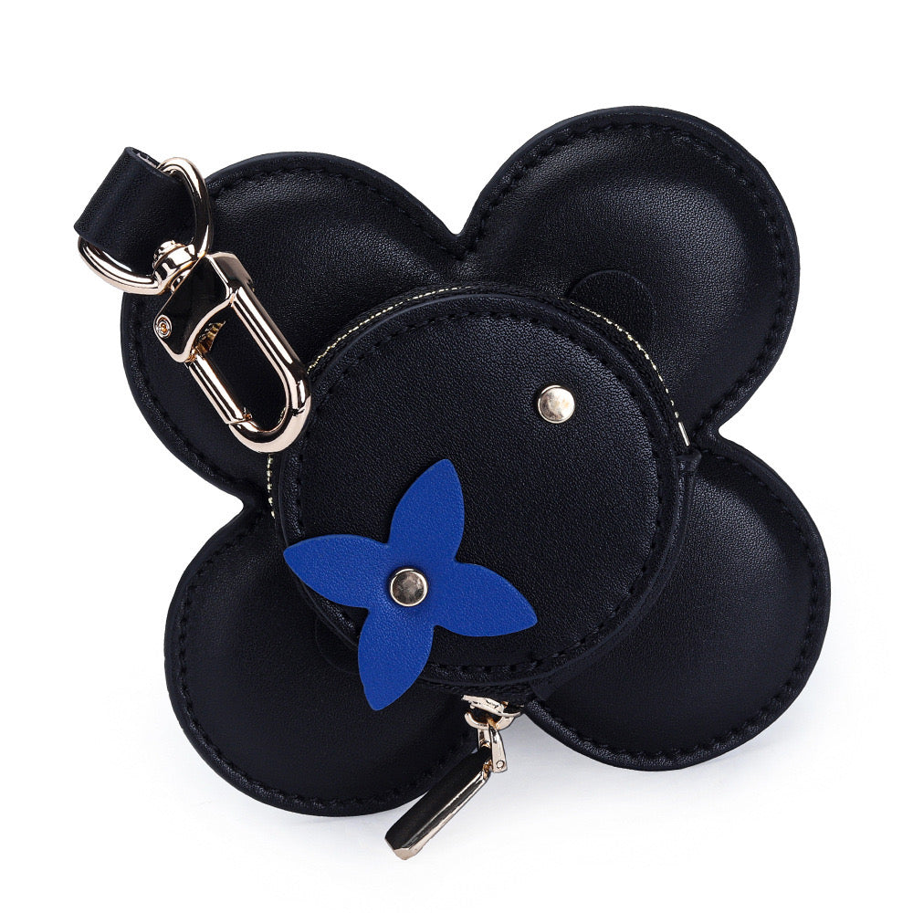 Mini But Mighty: The Perfect Everyday Keychain Bag!