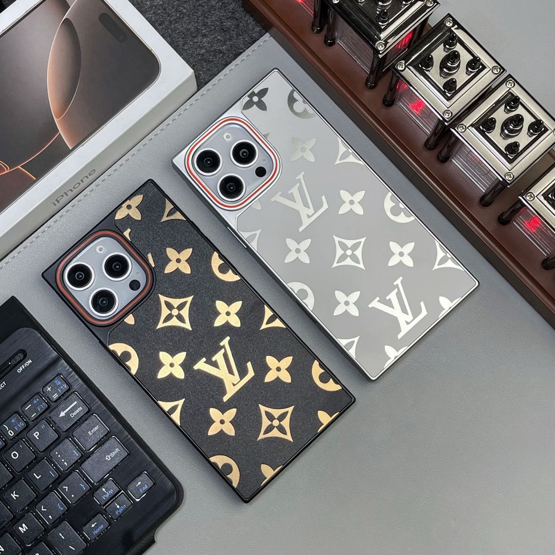 Square - Shaped Magnetic iPhone Case