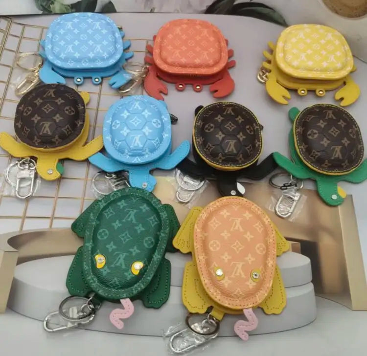 L- Designed Zippered Earphone Storage Pendant