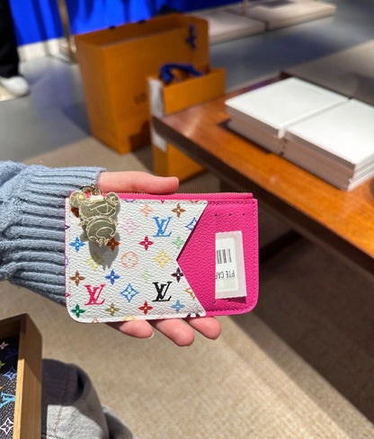 L$V-Inspired Card Holder Wallet: Chic & Functional!